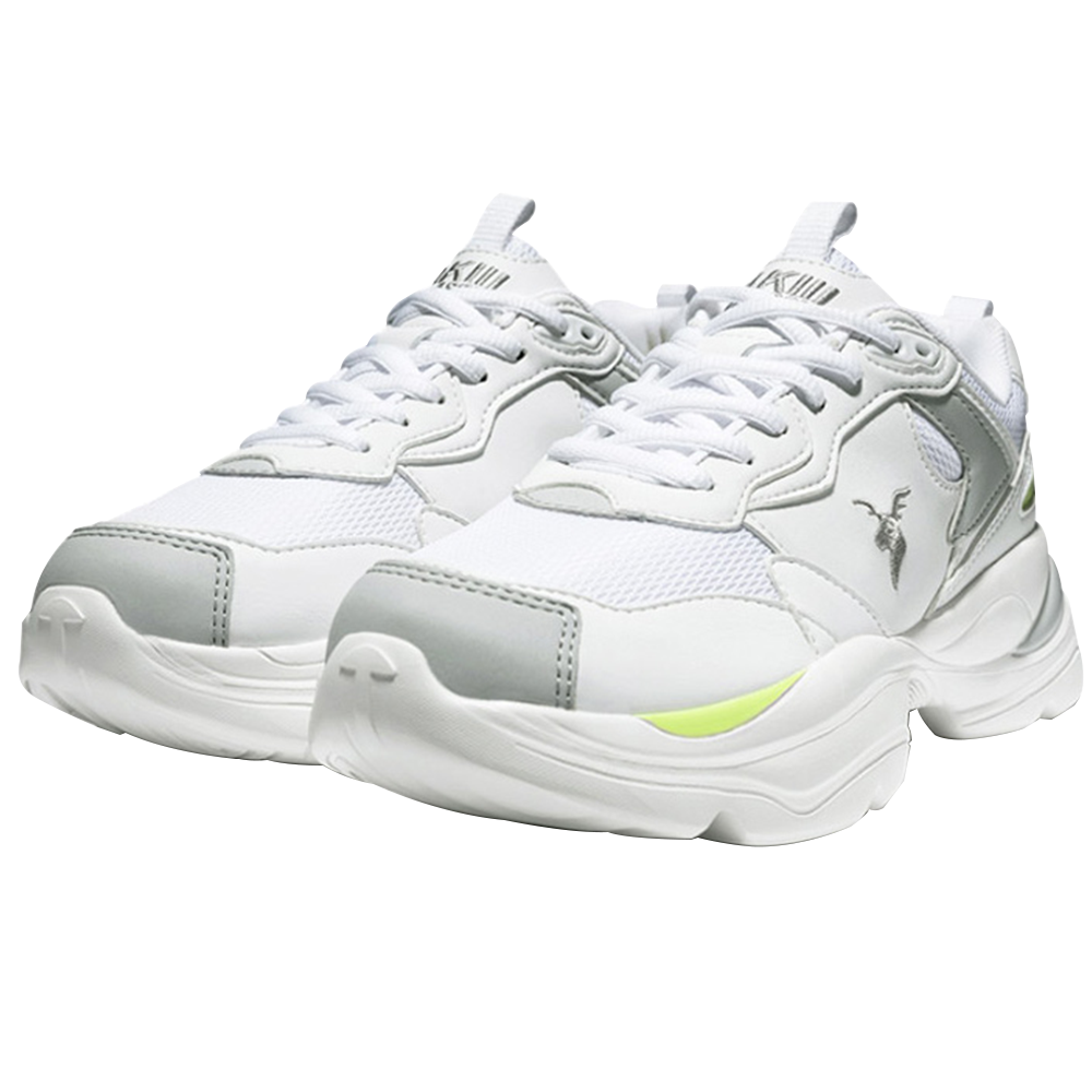 AKIIICLASSIC EVO sports brand Rubber which pursues hybrid fashion and sports